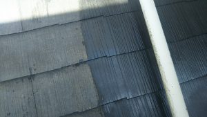 横浜市港南区にて屋根修理下塗りシーラー塗装