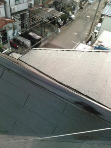 横浜市にて屋根修理　棟板金の交換・屋根塗装　完工