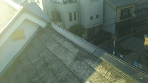 横浜市港北区にて屋根修理（棟板金の交換）貫板の取り付け