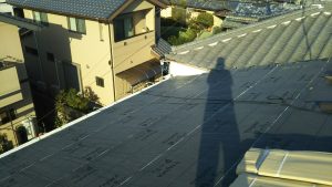 横浜市神奈川区にて屋根修理（瓦屋根からしおさいに葺き替え工事）ルーフィング