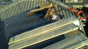 横浜市神奈川区にて屋根修理（瓦屋根からしおさいに葺き替え工事）しおさい葺き