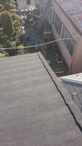 横浜市保土ケ谷区にて屋根修理　エコグラーニへのカバー工法　完工３
