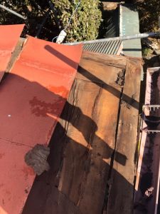 町田市にて屋根の葺き替え工事