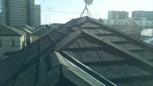 横浜市西区にて屋根修理（スレートにエコグラーニにてカバー工法）