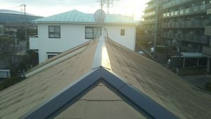 横浜市都筑区　屋根修理　完工　屋根棟交換５
