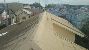 横浜市都筑区　屋根修理　棟板金などの取り外し　屋根棟交換２