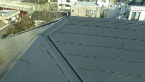 大屋根もカバー工法完成
