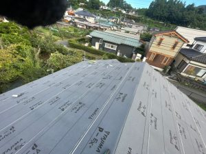 横浜市戸塚区にて屋根修理（瓦屋根からエコグラーニへの葺き替え工事）