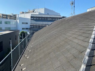 横浜市にて屋根修理　カバー工法　施工前
