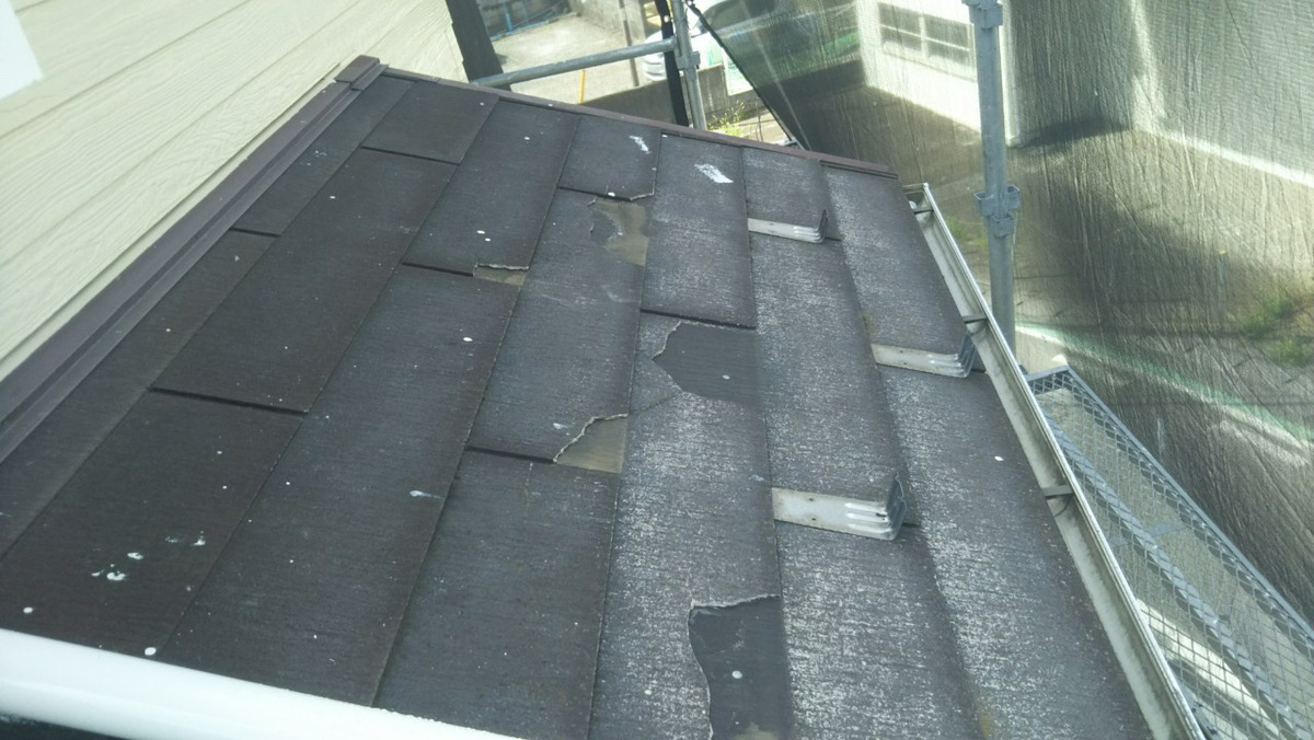 横浜市青葉区　屋根修理　下屋根施工前　カバー工法