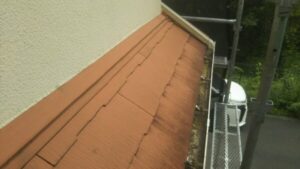 カバー工法　施工前　下屋根