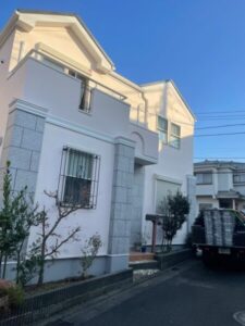 横浜市港北区にて屋根修理〈カバー工法〉・外壁塗装