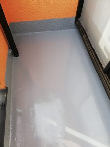 横浜市で雨漏り修理〈ベランダ防水工事〉